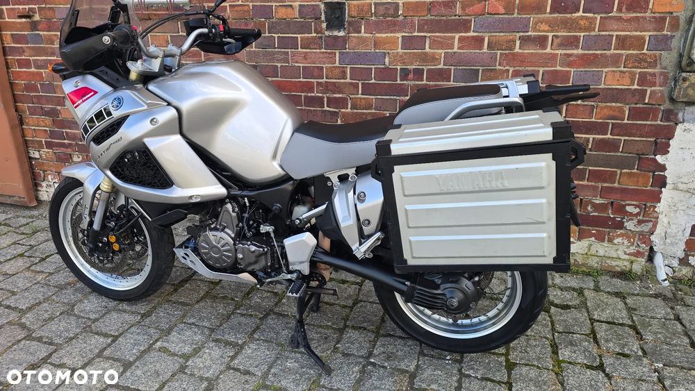 Yamaha XTZ - 10