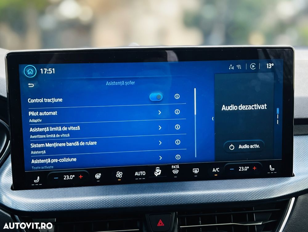 Ford Focus 1.5 EcoBlue 8AT Active - 28