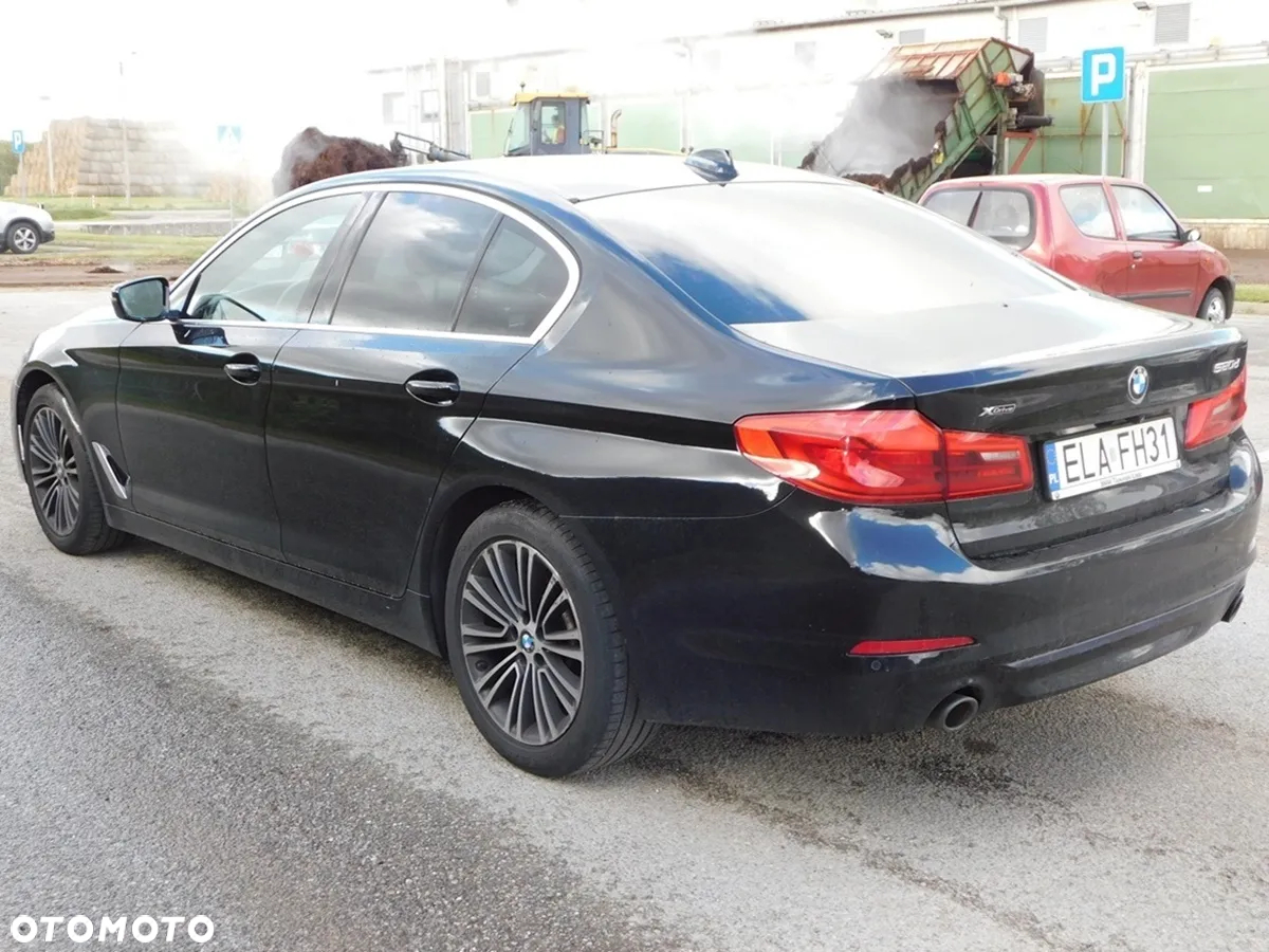 BMW Seria 5 520d xDrive - 2