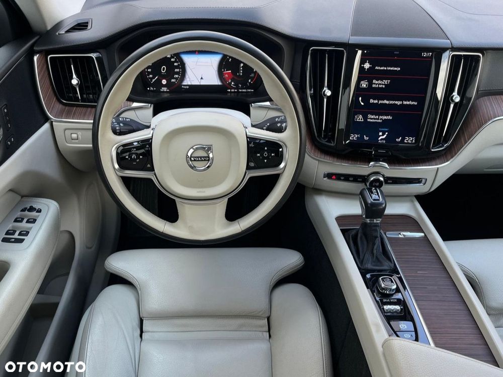 Volvo XC 60 - 10