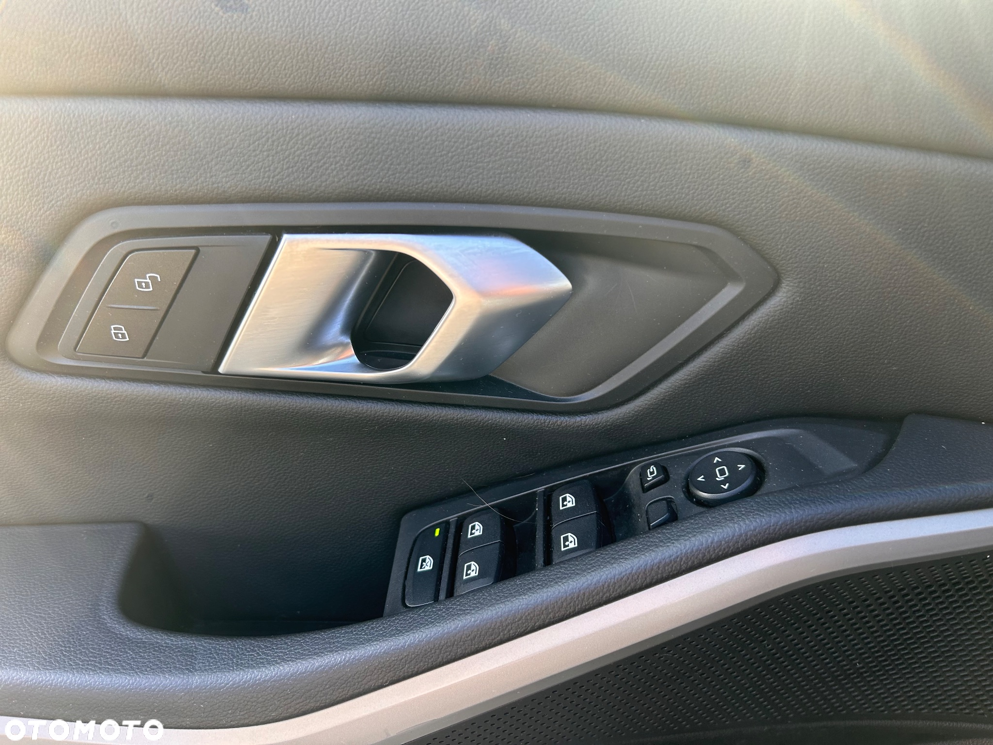 BMW Seria 3 318d Sport Line - 31