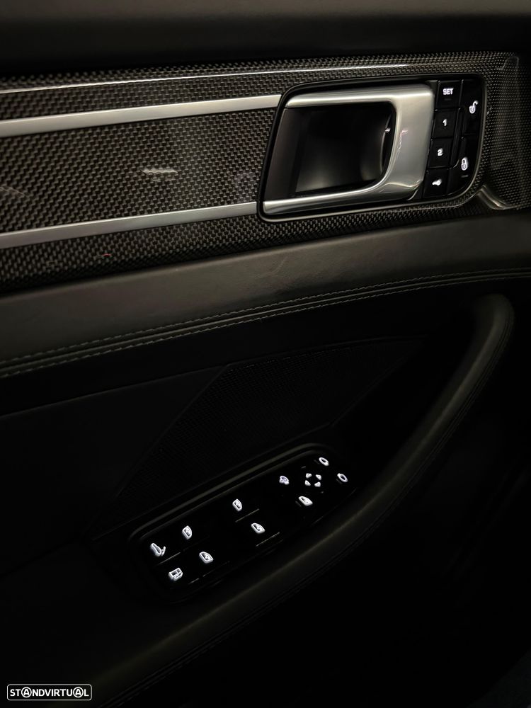 Porsche Panamera Sport Turismo Turbo S E-Hybrid - 13