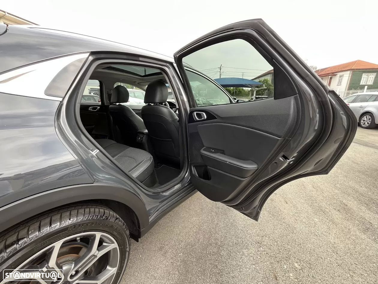 Kia XCeed 1.6 GDi PHEV Drive - 36