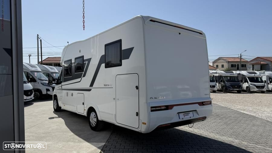 Adria Matrix 670 SC cama central e basculante - 40