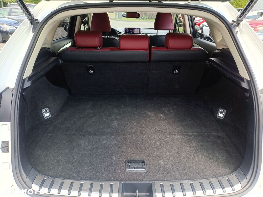 Lexus NX 300h Comfort AWD - 31