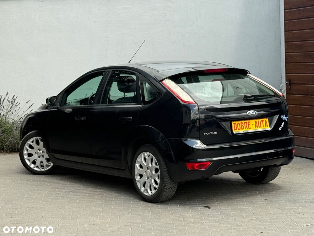 Ford Focus 1.6 Ti-VCT Sport - 26