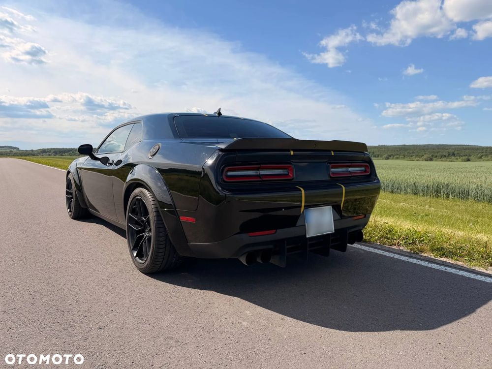 Dodge Challenger Automatik R/T Plus Scat Pack - 4