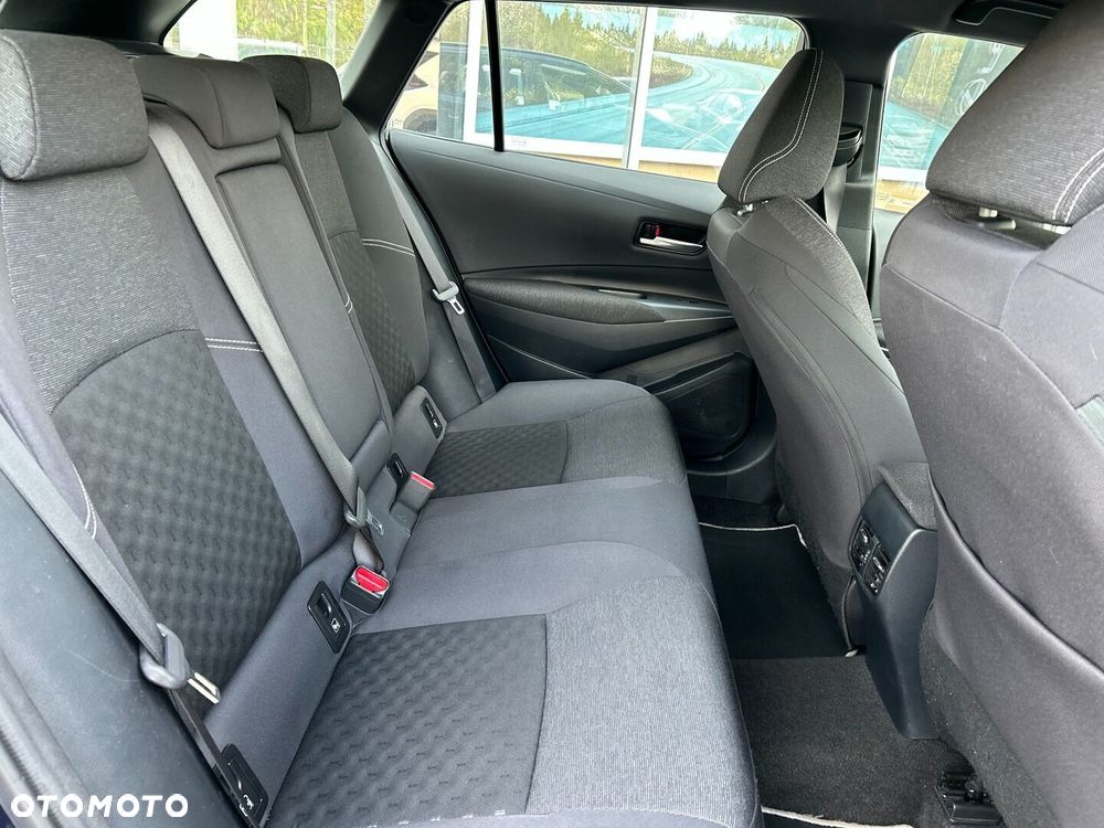 Toyota Corolla 1.8 Hybrid Comfort - 23