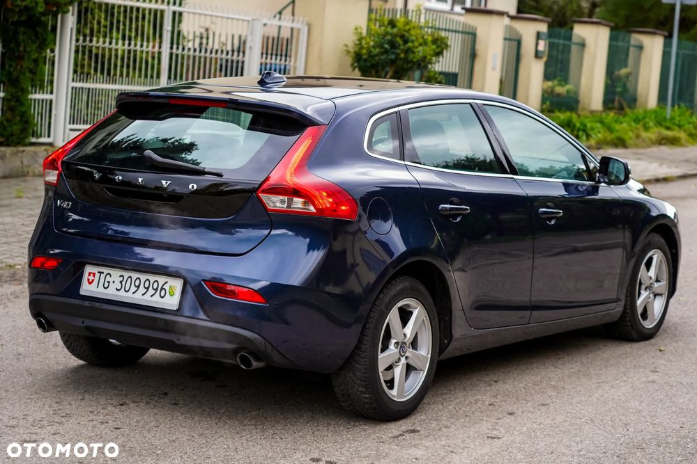 Volvo V40 D4 Geartronic Summum - 21