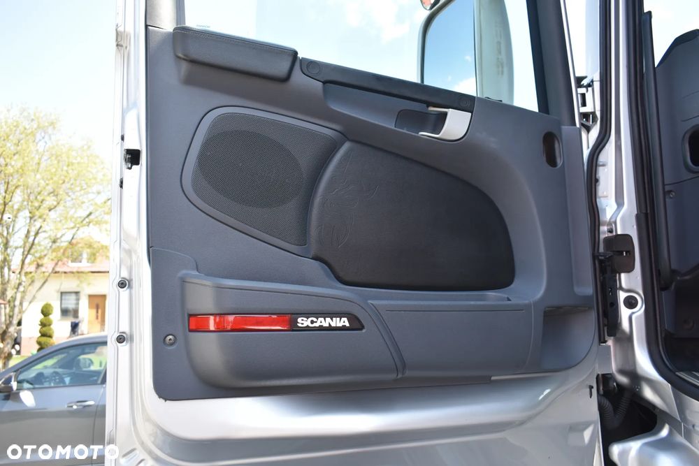 Scania R450 // CROWN EDITION // NAVI // FULL LED TYŁ I PRZÓD // SKÓRY // METALIK // DUŻA NAVI // KLIMA POSTOJOWA // - 25