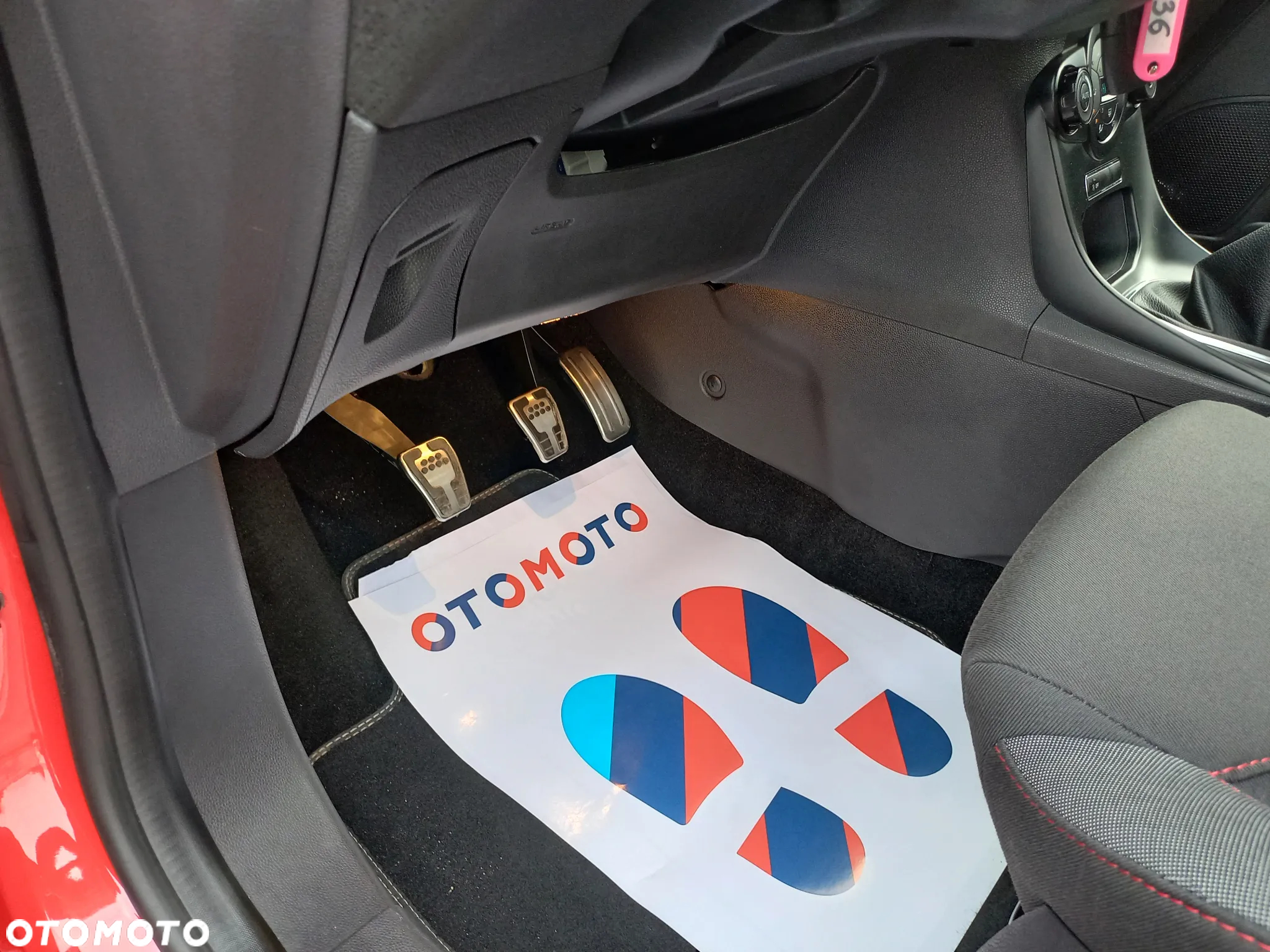 Ford Fiesta 1.0 EcoBoost Start-Stop ST-LINE - 33
