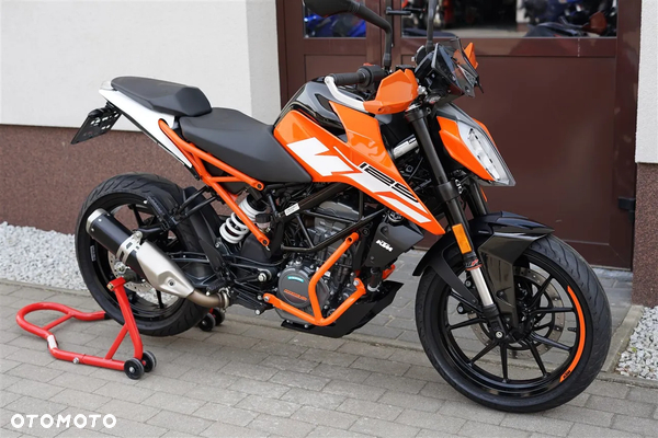 KTM Duke