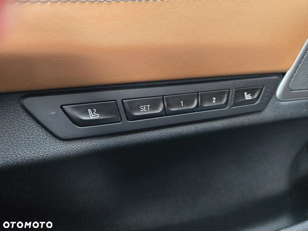 BMW Seria 7 750d xDrive - 17