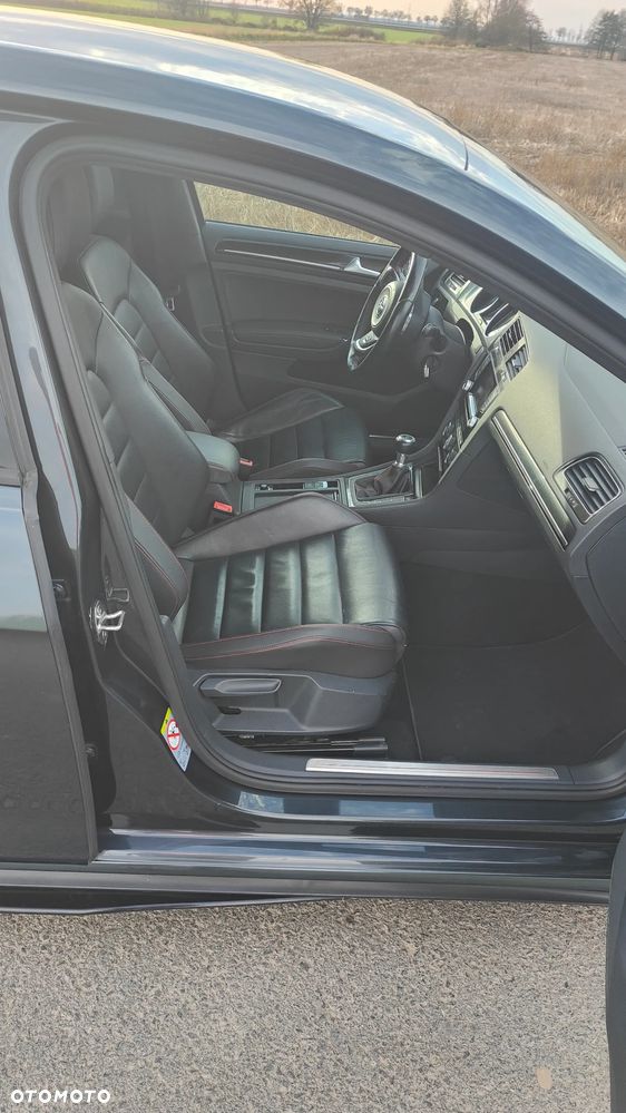 Volkswagen Golf GTI Performance BlueMotion Technology - 9