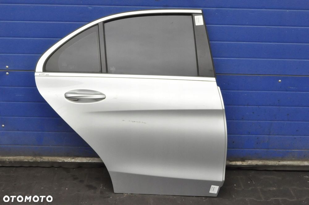MERCEDES KLASA C W205 DRZWI PRAWY TYŁ TYLNE 775U - 1