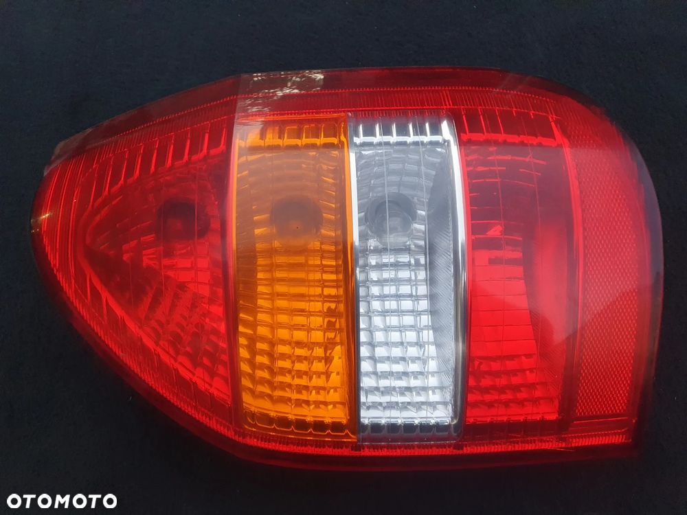 OPEL ZAFIRA A LAMPA PRAWY TYŁ TYLNA POSIADAM 2 SZT - 4