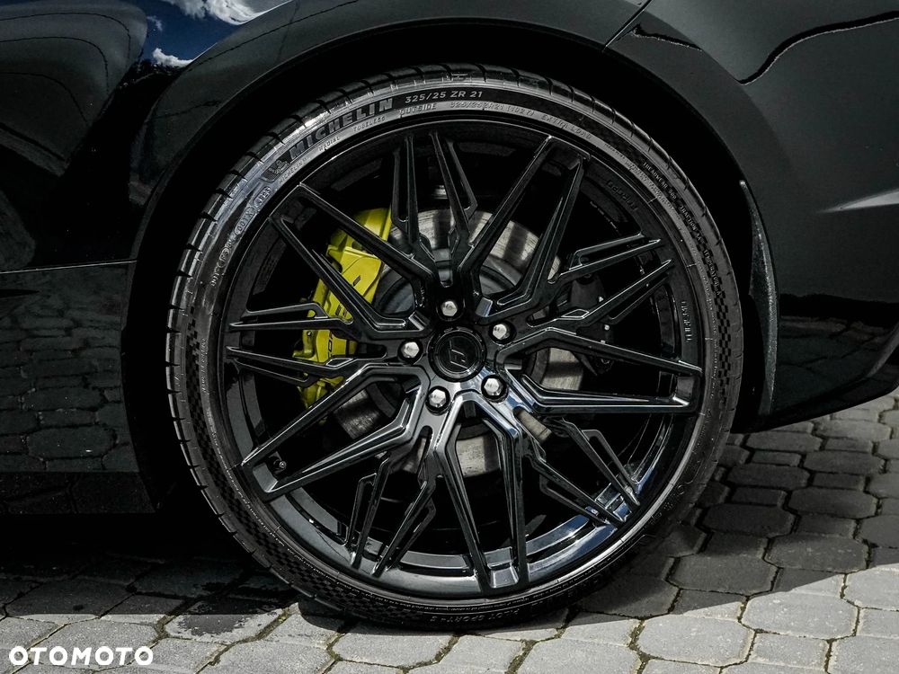 Chevrolet Corvette - 15