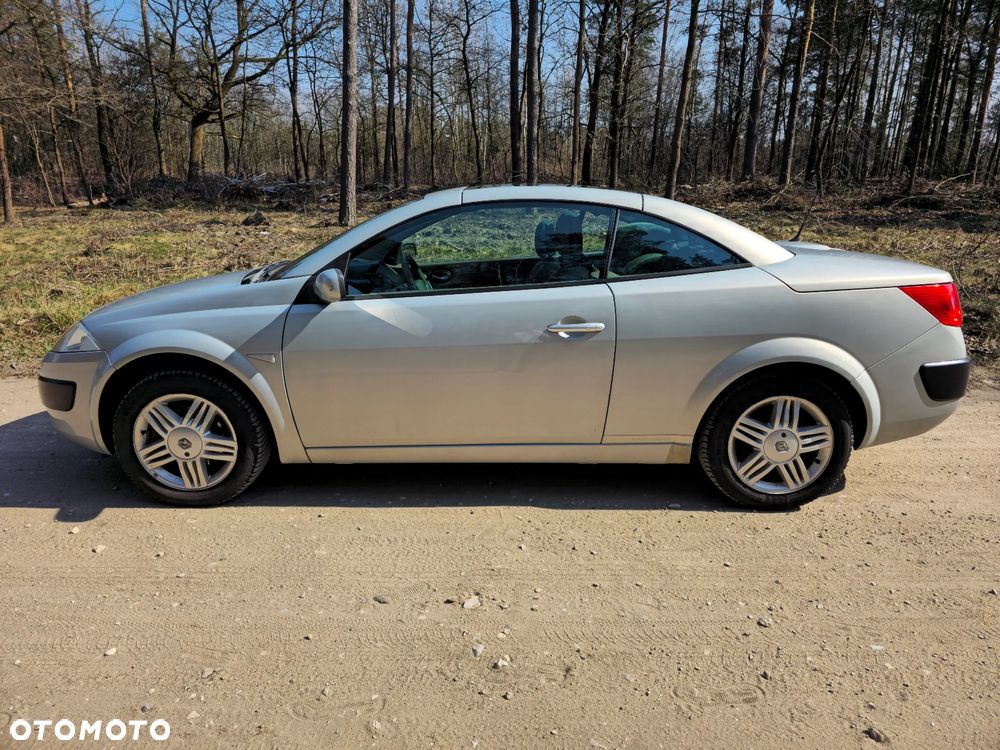 Renault Megane 2.0 Privilege - 9