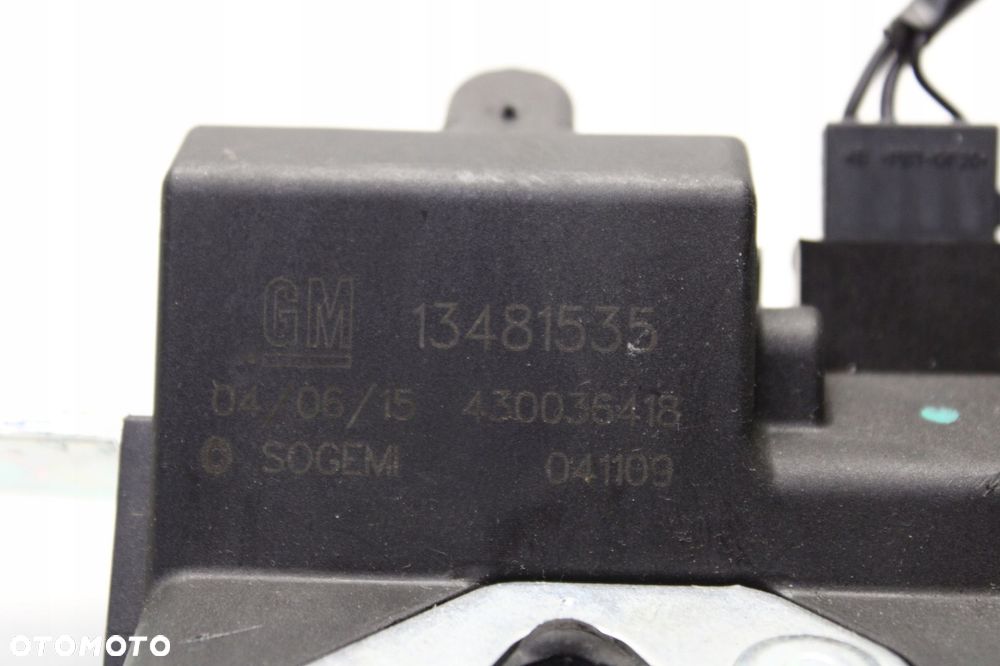 opel corsa e 14r- zamek klapy bagażnika tył tylny 13481535 - 6