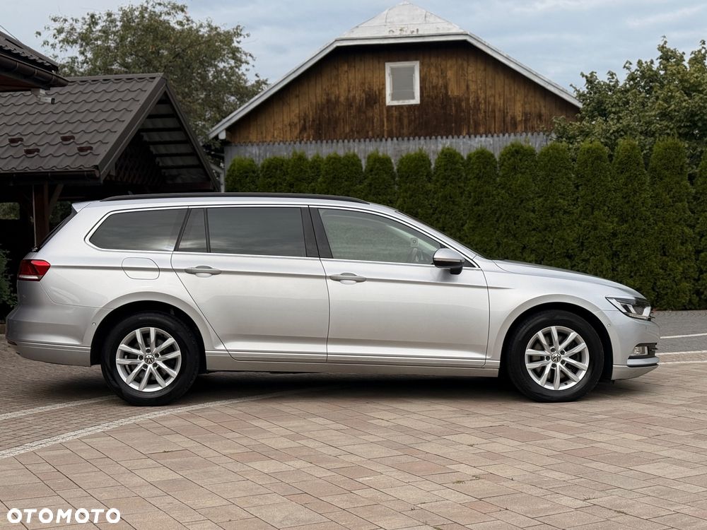 Volkswagen Passat 2.0 TDI SCR Comfortline DSG - 12