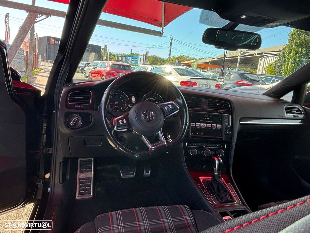 VW Golf 2.0 TSi GTi DSG Performance - 8