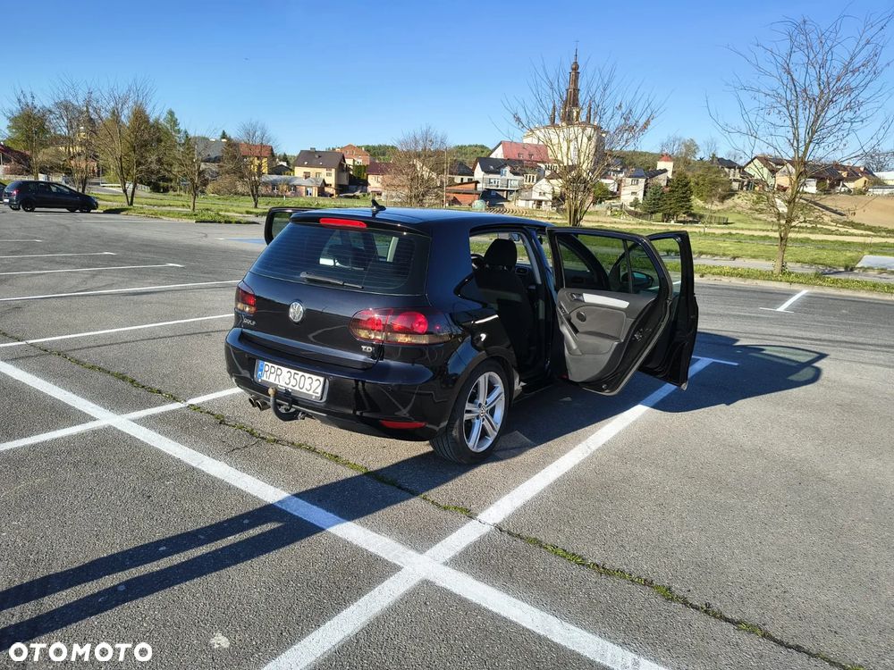 Volkswagen Golf 2.0 TDI DPF Highline - 6