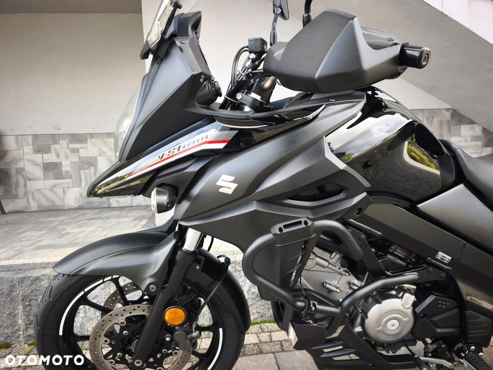Suzuki DL - 22