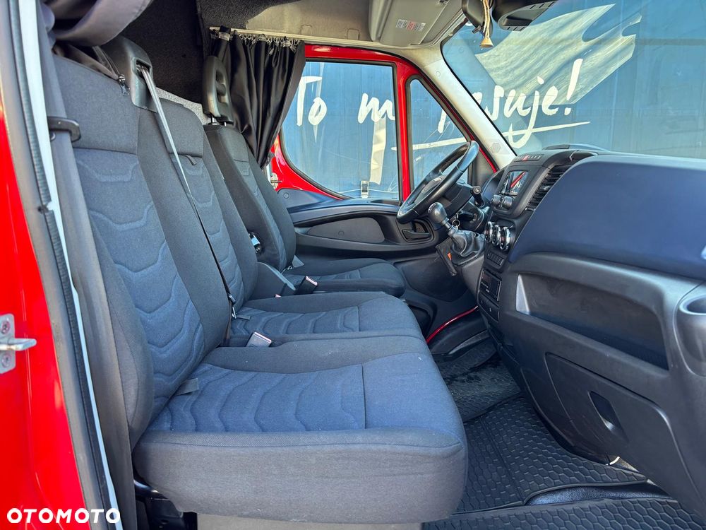 Iveco 35S18 - 24