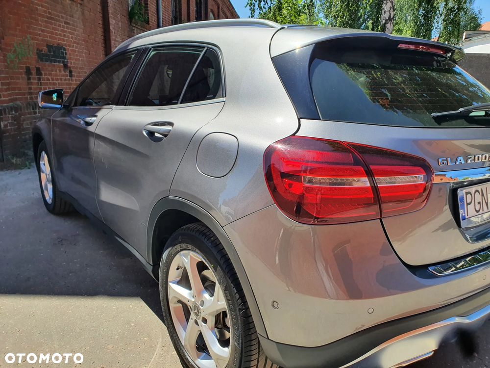 Mercedes-Benz GLA 200 d 7G-DCT Activity Edition - 7