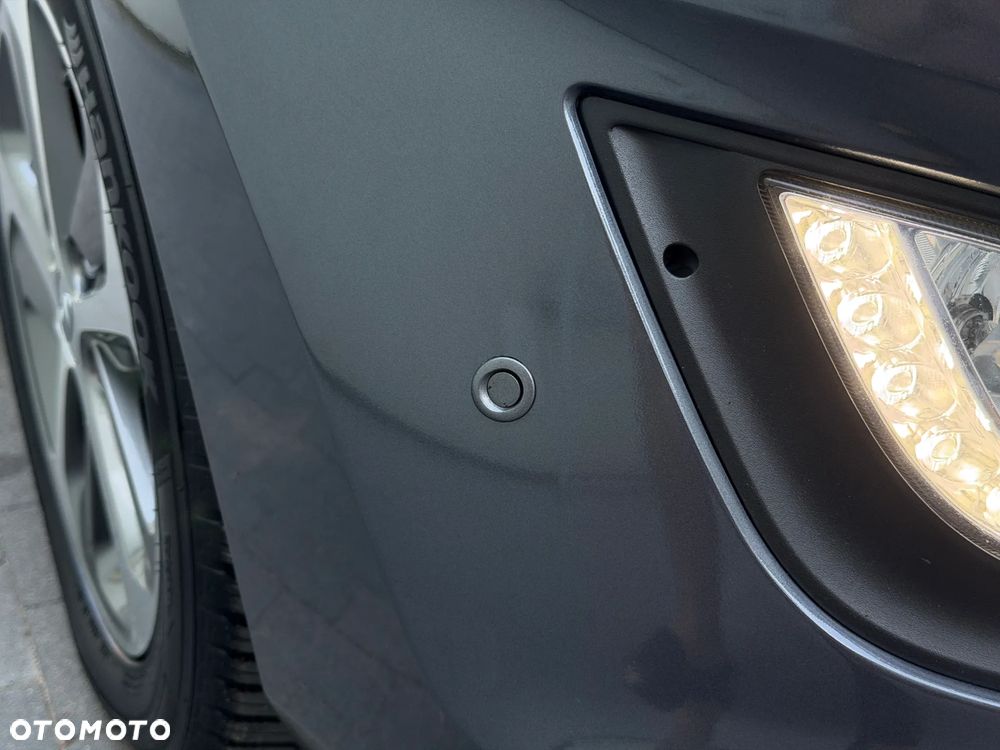 Hyundai i30 1.6 Fifa World Cup Edition - 30