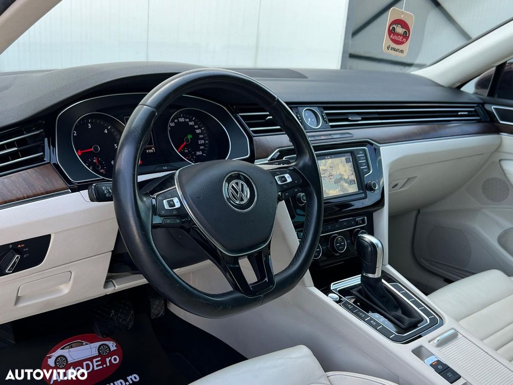Volkswagen Passat - 14