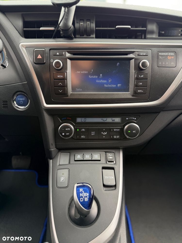 Toyota Auris Hybrid 135 Premium - 19