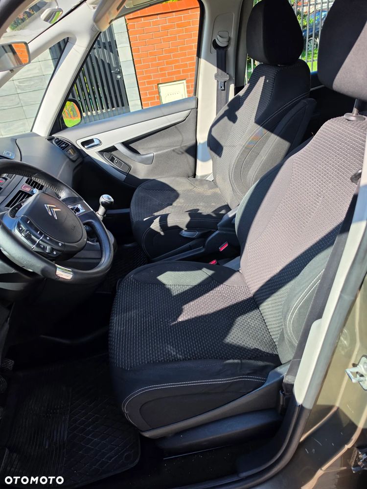 Citroën C4 Picasso 1.6 HDi Impress - 11