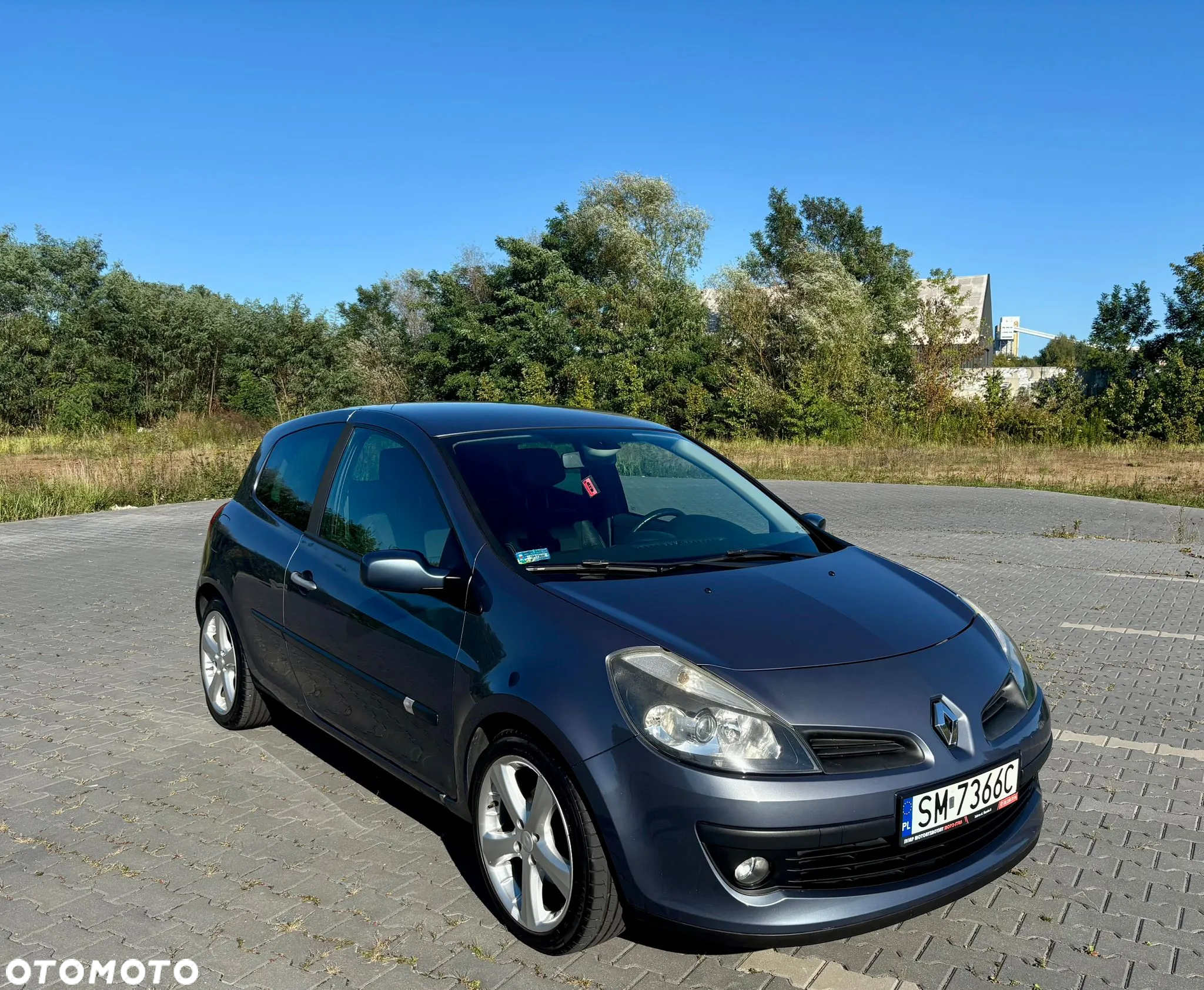 Renault Clio - 2