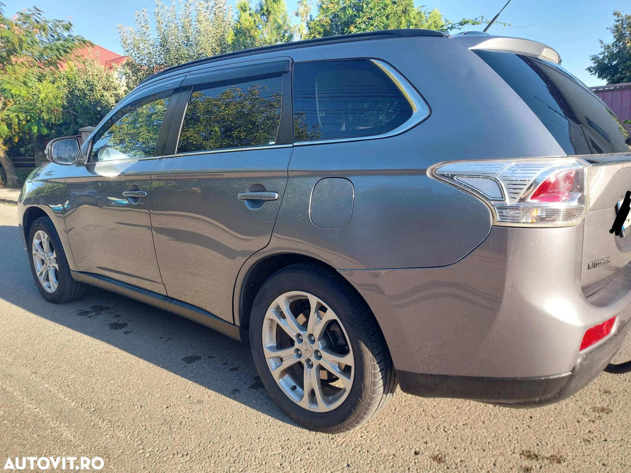 Mitsubishi Outlander 2.2L DI-D 6AT 4WD Intense+ A04 - 4