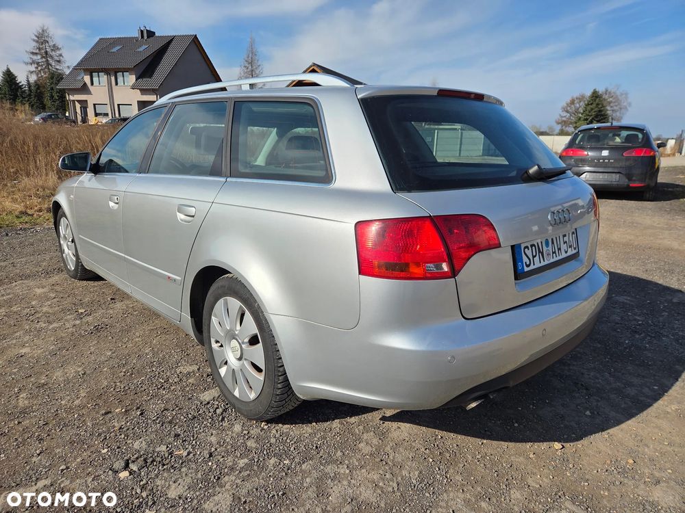 Audi A4 Avant 2.0 TDI DPF - 4