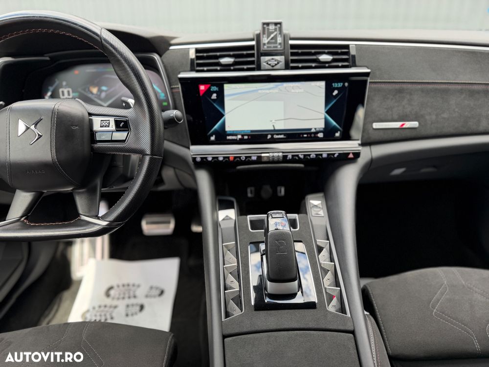 DS Automobiles DS 9 1.6 PHeV FWD 250 EAT8 PERFORMANCE Line + - 5