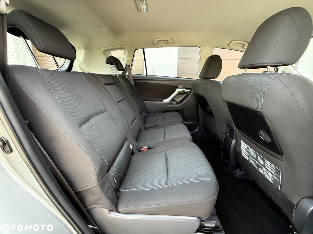 Toyota Verso 1.8 Edition - 24