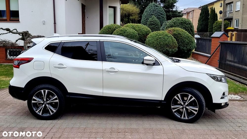 Nissan Qashqai 1.3 DIG-T N-Connecta - 17