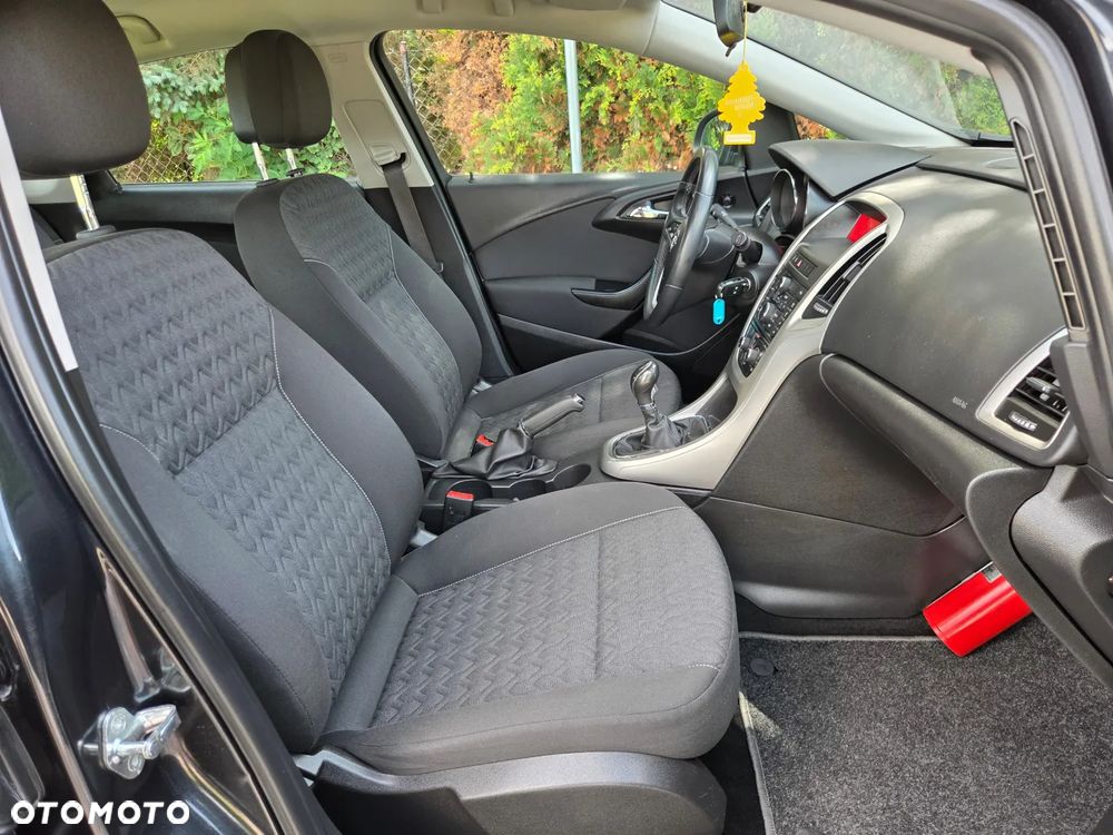 Opel Astra - 8