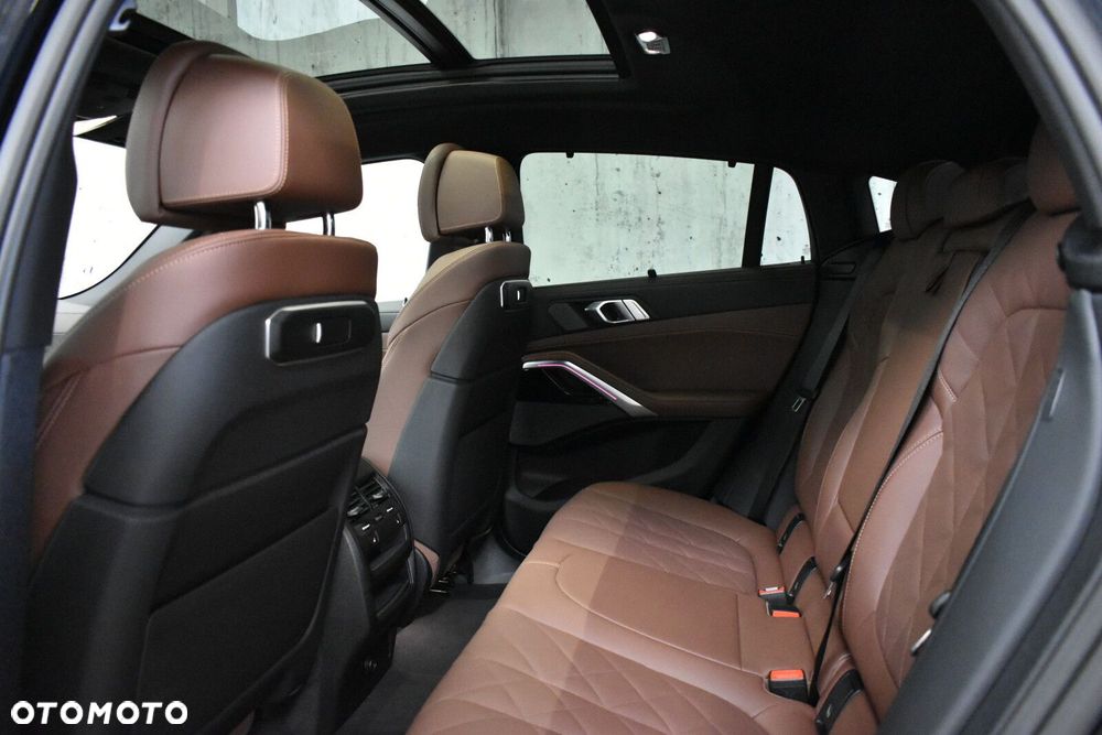 BMW X6 xDrive40i mHEV sport - 23