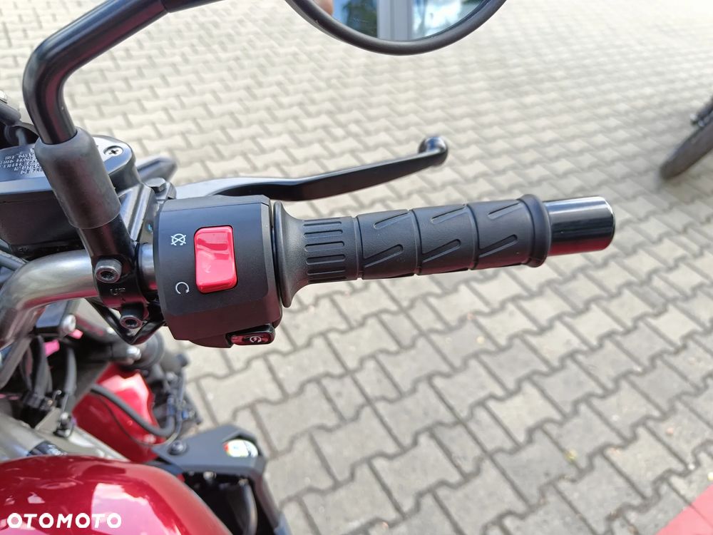 Kawasaki Eliminator 500 - 11