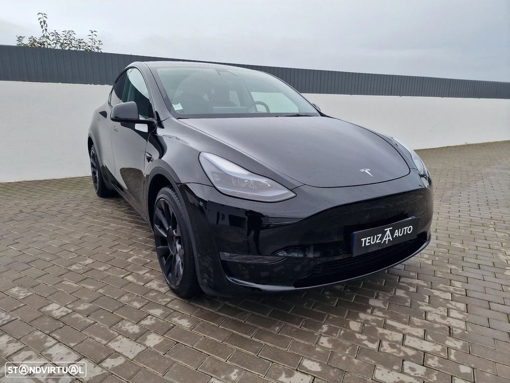 Tesla Model Y Long Range Dual Motor AWD - 1