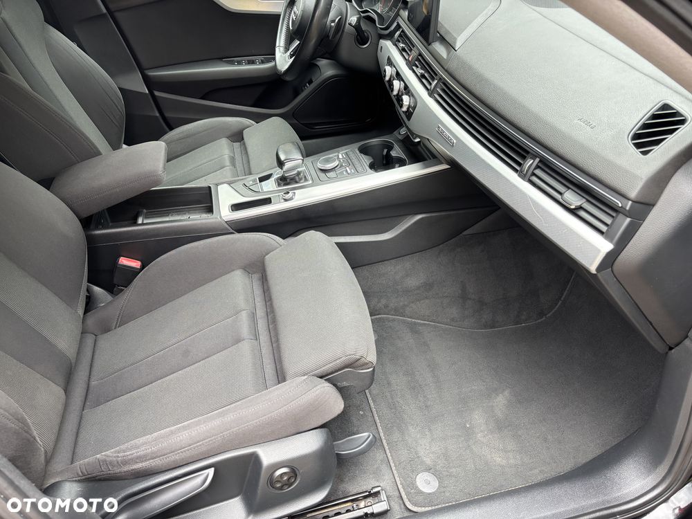 Audi A4 Avant 2.0 TDI Quattro S tronic - 19