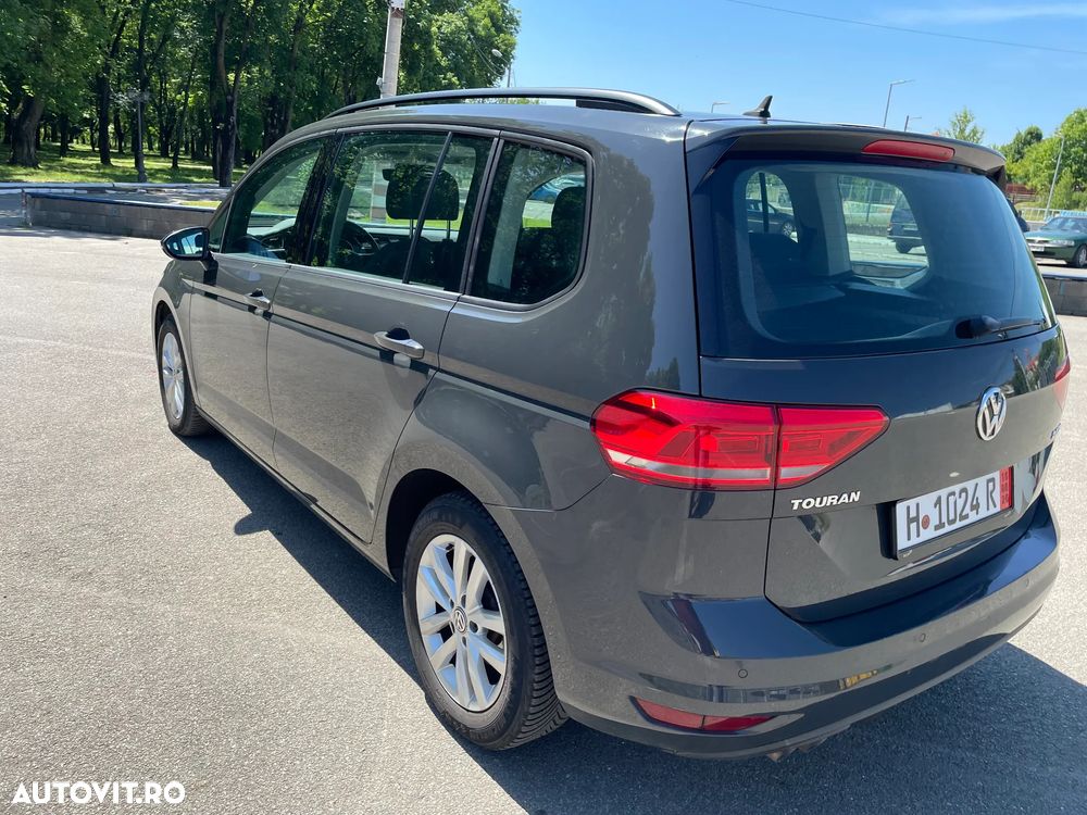 Volkswagen Touran 2.0 TDI SCR DSG Comfortline - 9
