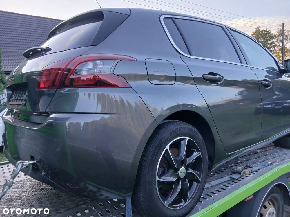 Peugeot 308 - 3