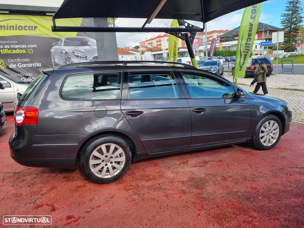 VW Passat Variant 1.6 FSi Trendline - 6