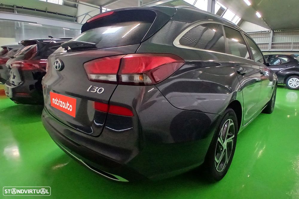 Hyundai i30 1.0 T-GDI Style Plus DCT - 4