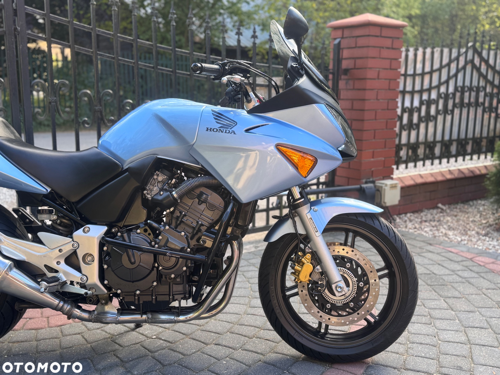Honda CBF - 10