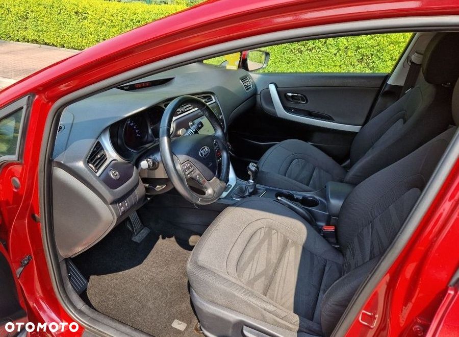 Kia Ceed 1.6 GDI Smart Plus - 3